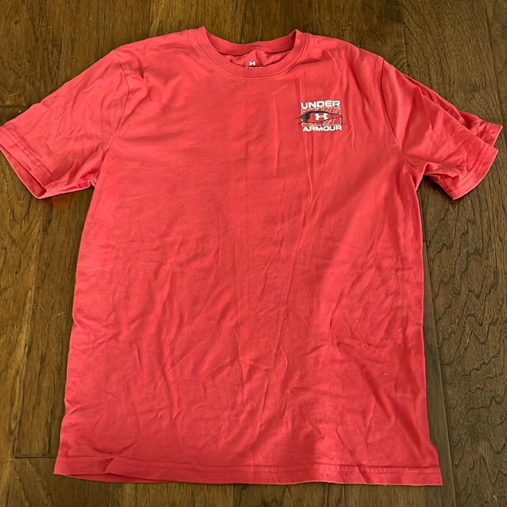 UA SS red YXL shirt